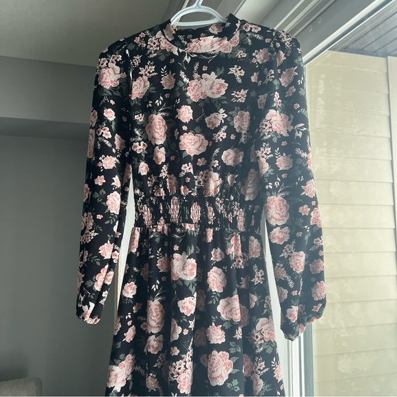 NWOT River Island floral shirred mini dress, Black,Small, printed, summer,spring - Picture 5 of 12